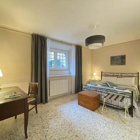 Апартаменты La Casa Della Campana *